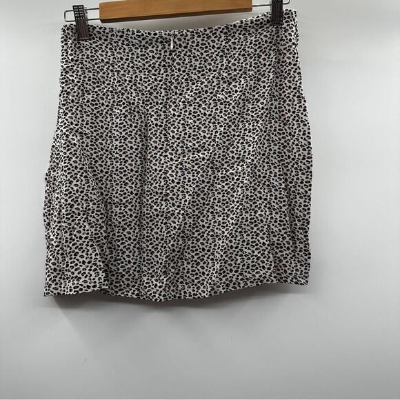 Lottie‎ Moss Tan Cheetah Print Zipper Mini Skirt Size S - Picture 2 of 6